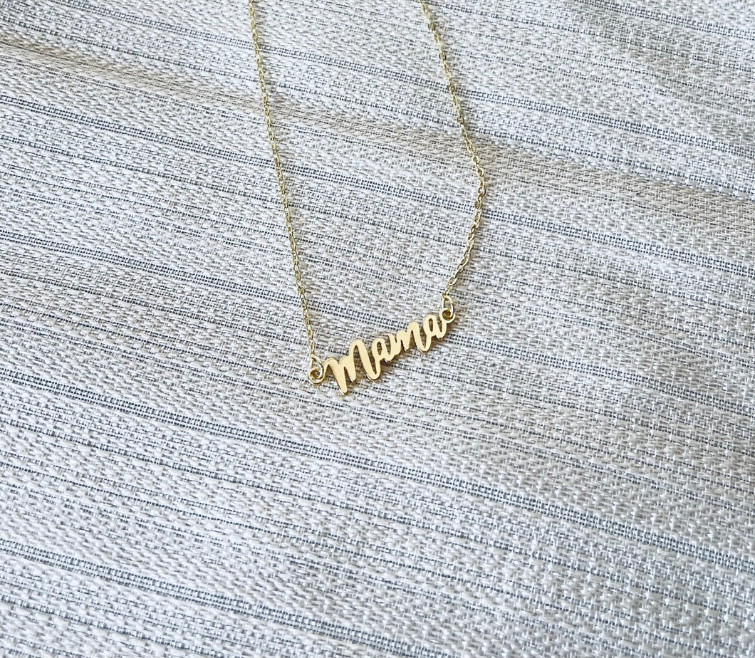 “Mama” necklace